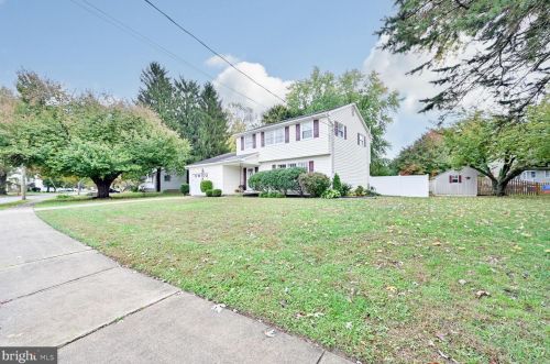109 Lee St, Pilesgrove, NJ 08098-1222