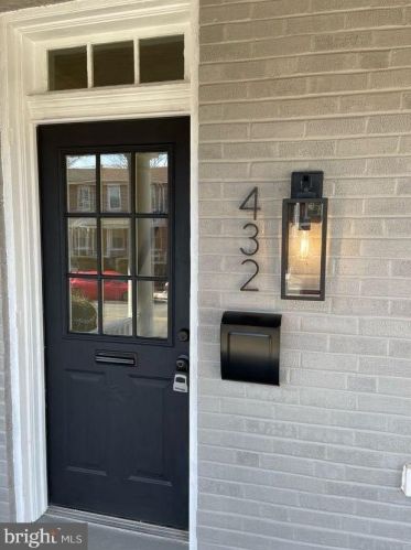 432 Ruby St, Lancaster PA  17603-5067 exterior