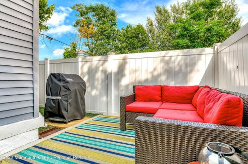 1004 Bergh St, Tinton Falls NJ 07712-6023 exterior