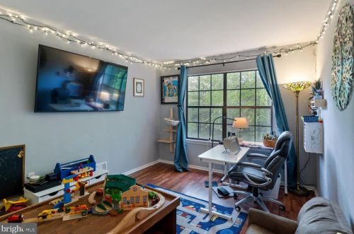53 Manor Dr, Princeton NJ  08540-1643 exterior
