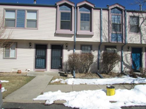 396 Memphis Way, Denver CO  80017-3679 exterior