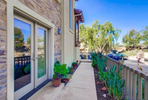 8491 Christopher Ridge Ter, San Diego, CA 92127-6143
