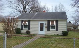 2724 Rosalee Dr, Hampton VA  23661-2016 exterior