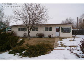 590 2nd St, Bennett, CO 80102-8104