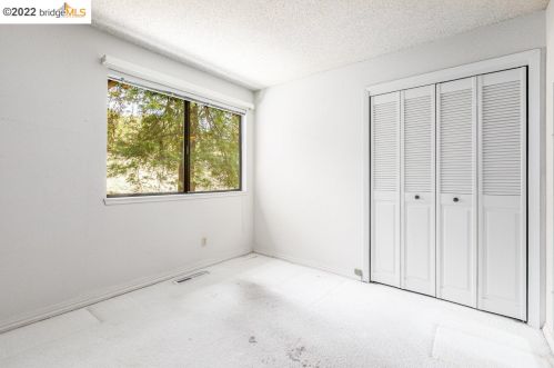 6 Pillon Real, Concord CA  94523-1622 exterior