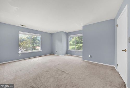 383 Silvia St, Trenton NJ 08628-3238 exterior