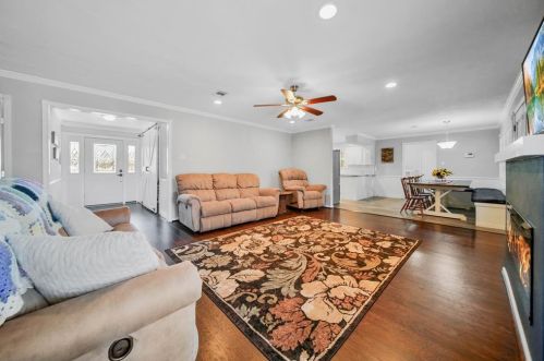 1100 Chateau Wood Pkwy Dr, Conroe TX  77385-9773 exterior