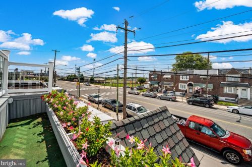 2833 10th St, Philadelphia PA 19122-6021 exterior