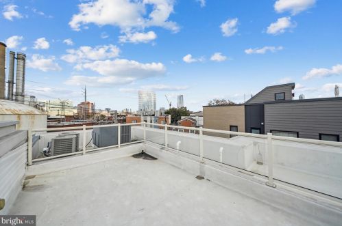 2549 Grays Ferry Ave, Philadelphia PA  19146-3909 exterior