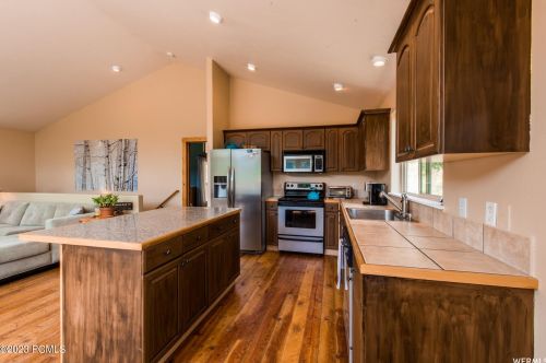 2094 Pine Meadow Dr, Hoytsville UT 84017-9362 exterior