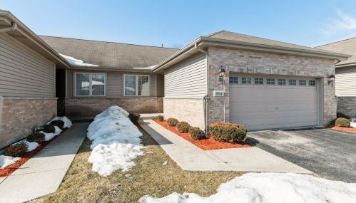 894 Berkshire Pl, Crete, IL 60417-1958
