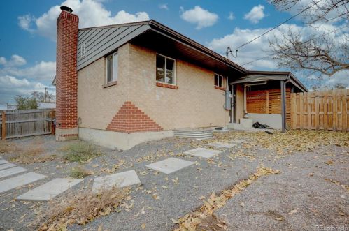 961 Cortez St, Denver CO 80221-3561 exterior