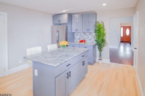 9 James St, Montclair NJ  07042-2901 exterior