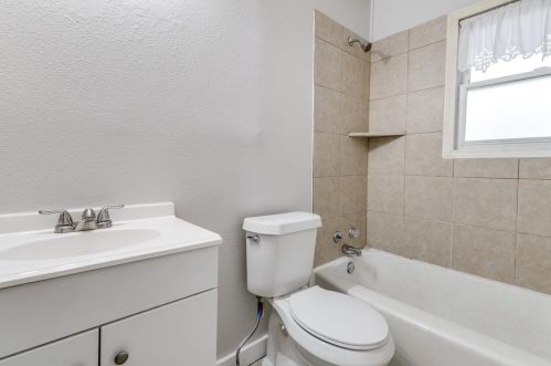 3409 Hatcher St, Fort Worth TX  76119-2021 exterior