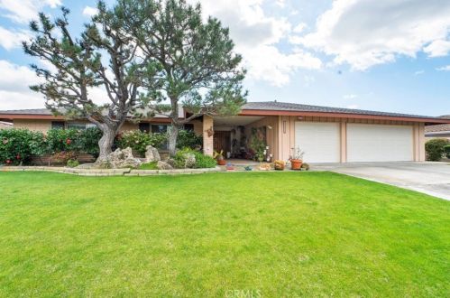 19022 Chadbourne Ln, Santa Ana, CA 92705-2827
