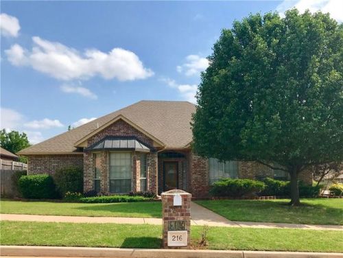 216 160th St, Edmond, OK 73013-2038