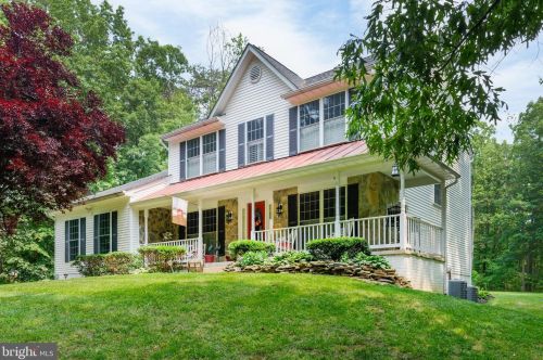 12441 Tower Hill Rd, Midland, VA 22728-9647