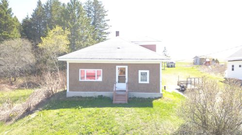 14 Ridge Rd, Easton, ME 04740-4209
