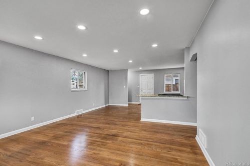 1900 Akron St, Denver CO  80010-1711 exterior