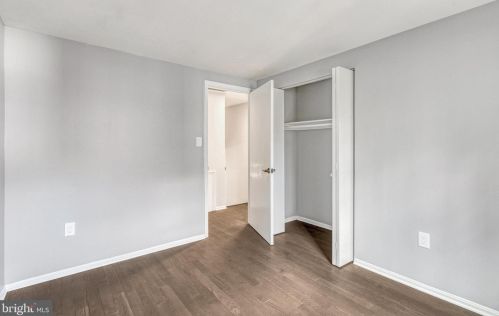 9919 Coffer Woods Rd, Springfield VA  22015-2903 exterior