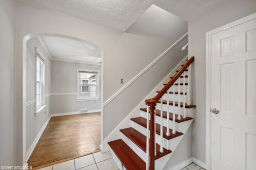 820 Dawes Ave, Joliet, IL 60435-4440
