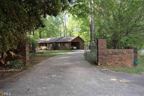 782 Snow Farm Rd, Hull, GA 30646-3211