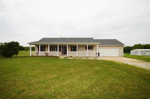 151 Ethlyn Rd, Winfield, MO 63389-3623
