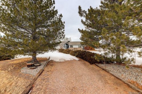 24459 Bayaud Ave, Denver, CO 80018-1525