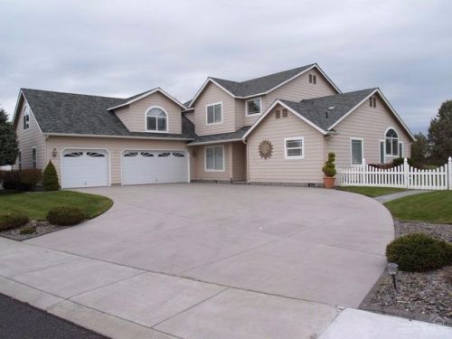 4188 Tommy Armour Ln, Eagle Crest, OR 97756-0319