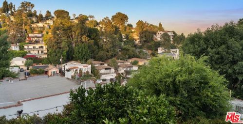 1520 Columbia Dr, Glendale CA  91205-3508 exterior