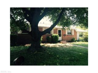 2036 Winfree Rd, Hampton, VA 23663-1115