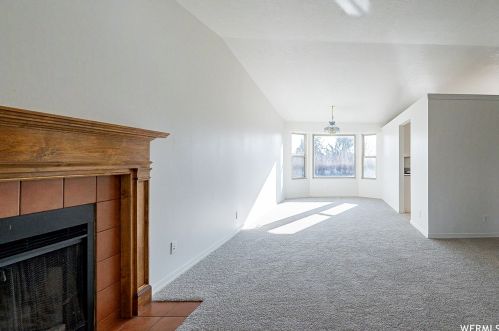 2327 Jordan Meadows Cv, Taylorsville UT exterior