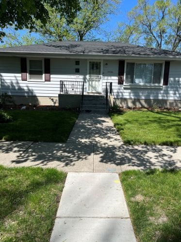 14726 Clark St, Dolton, IL 60419-1528