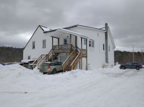484 Main St, Grafton, NH 03240-3418