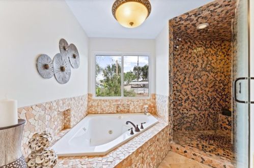 473 Country Hill Rd, Anaheim CA  92808-1353 exterior