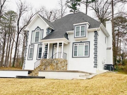 1441 Crooked Tree Cir, Stone Mountain, GA 30088-3761