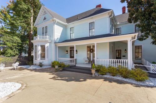 192 Church Street Ext, Marietta, GA 30060-8936