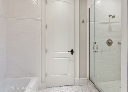 6403 Garfield Ave, Willowbrook IL  60527-5237 exterior