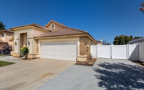1055 Cardiff Way, Beaumont, CA 92223-7081