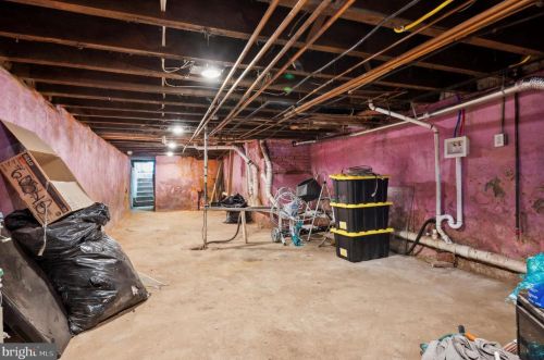 24 51 St, Philadelphia PA 19139-2726 exterior