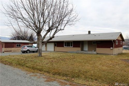 37 Middle Lane Rd, Disautel, WA 98841-9592