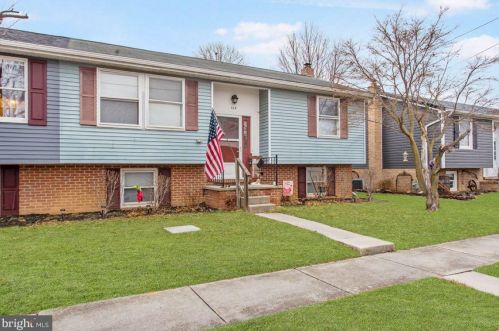 514 Penn St, Hanover, PA 17331-1442