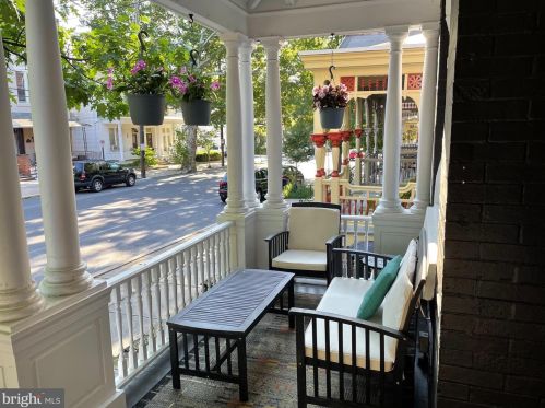 656 Chestnut St, Lancaster, PA 17602-3124