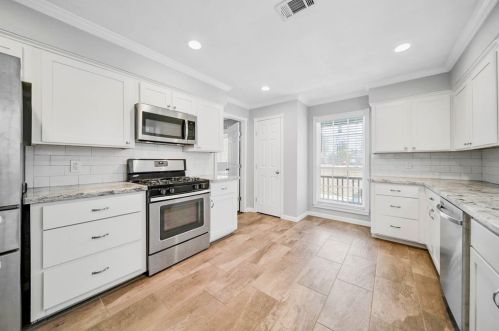 1100 Chateau Wood Pkwy Dr, Conroe TX  77385-9773 exterior