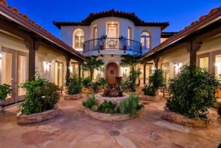 811 Requeza St, Encinitas, CA 92024-3838