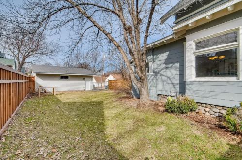 141 Cretin Ave, Saint Paul MN  55104-5702 exterior