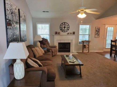 15 Buckingham Dr, Hiram, GA 30141-5421