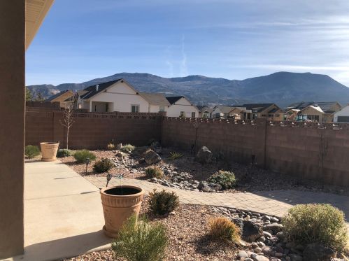 2351 Cres Hts Dr, Cedar City UT 84720-3360 exterior