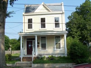 1112 34th St, Richmond, VA 23223-7740