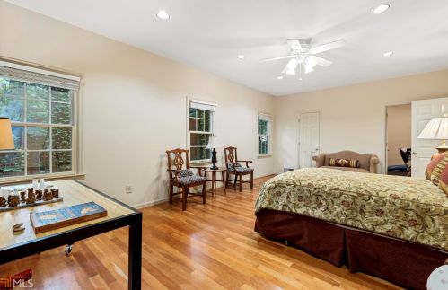 250 Cameron Ridge Dr, Atlanta GA  30328-4709 exterior